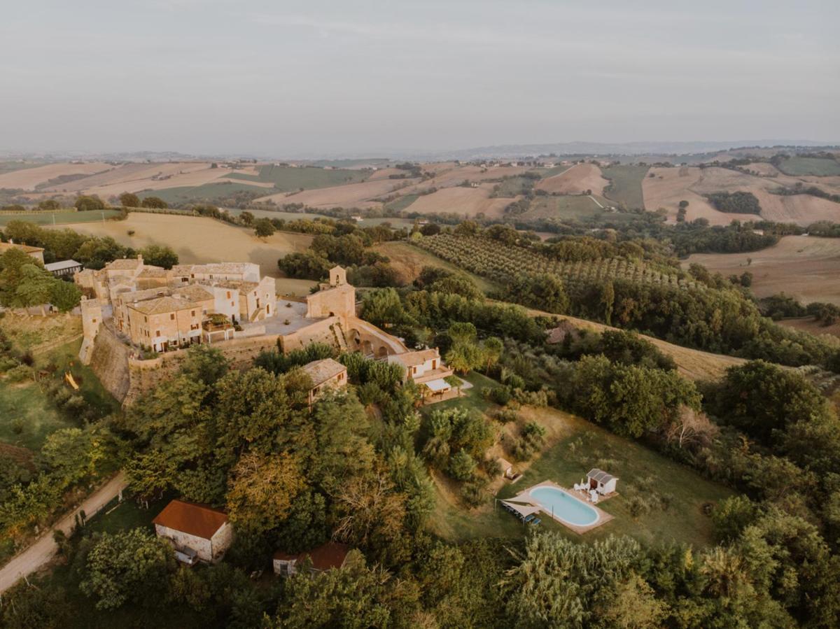 Borgo *