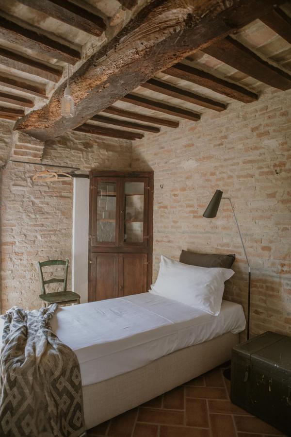 Borgo *